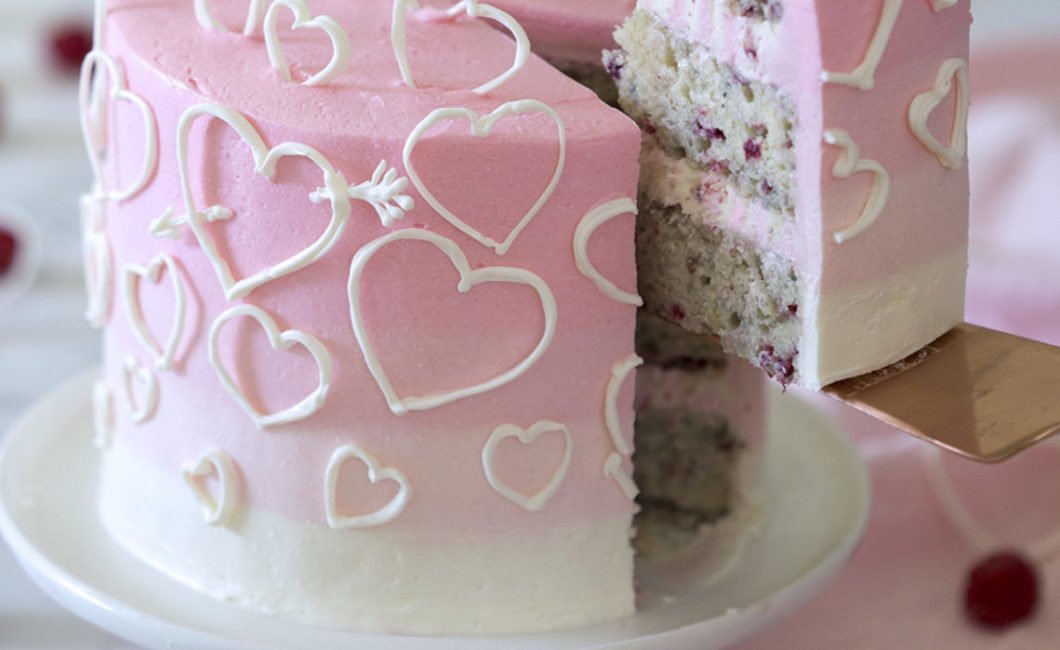 Bringebærkake med hjerter – Valentines kake