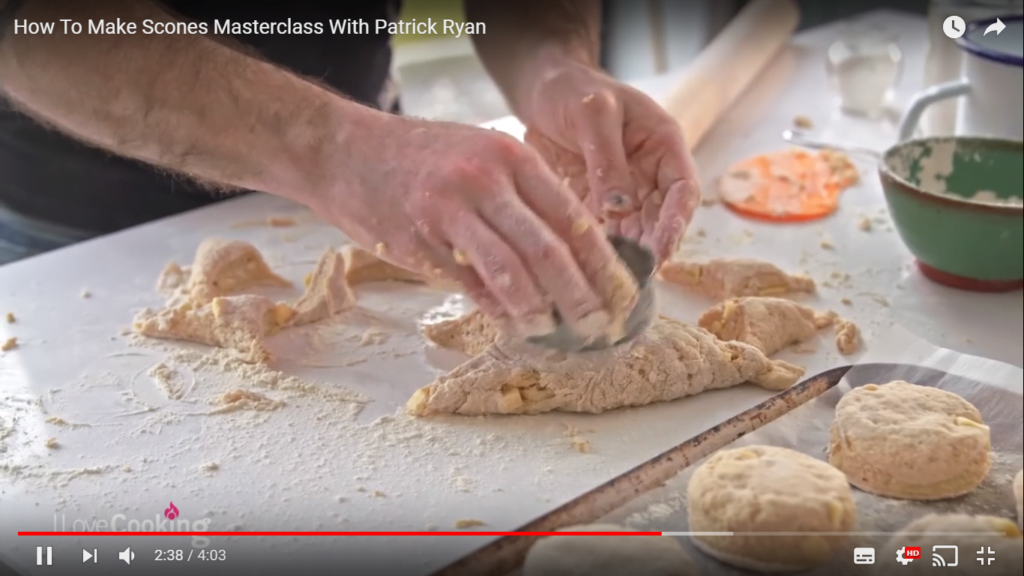 How to make scones with Patrick Ryan - kutting av scones